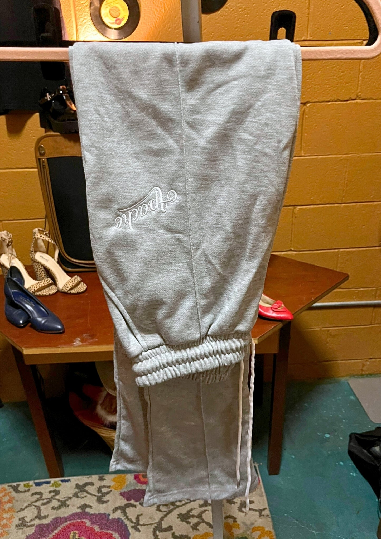 TRUE DESCENDANT | Gray Sweatpants